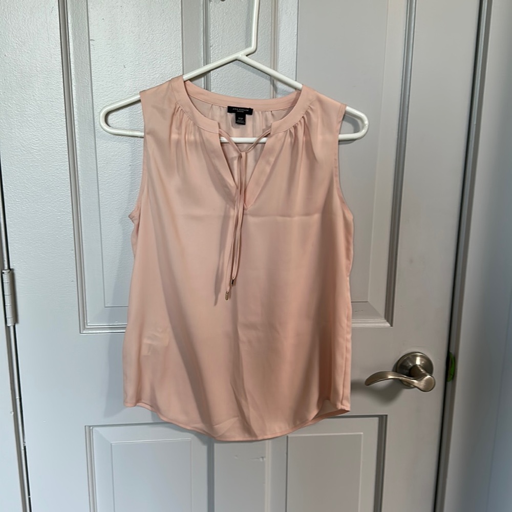 Ann Taylor sleeveless top